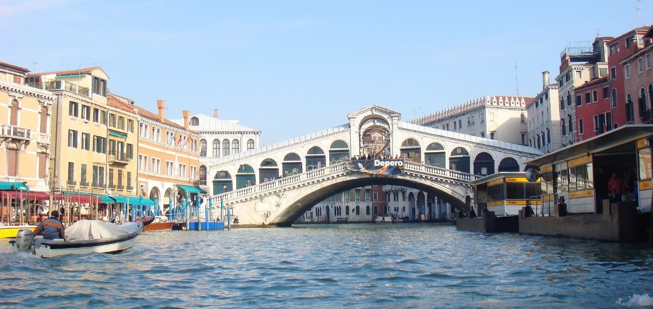 イタリアの橋（ベネチア）